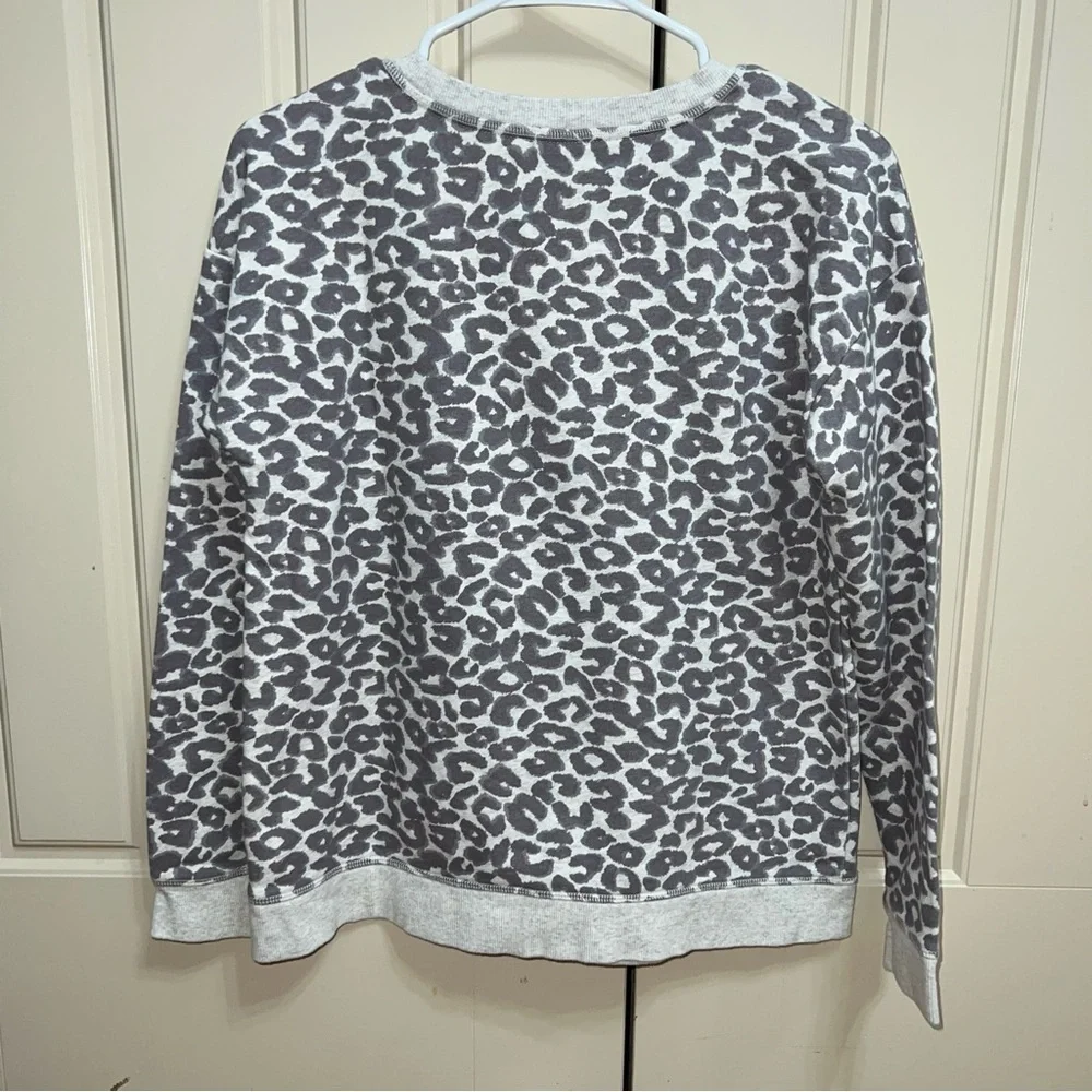 T by Talbots Classic French Terry Cheetah Sweatshirt Size Small